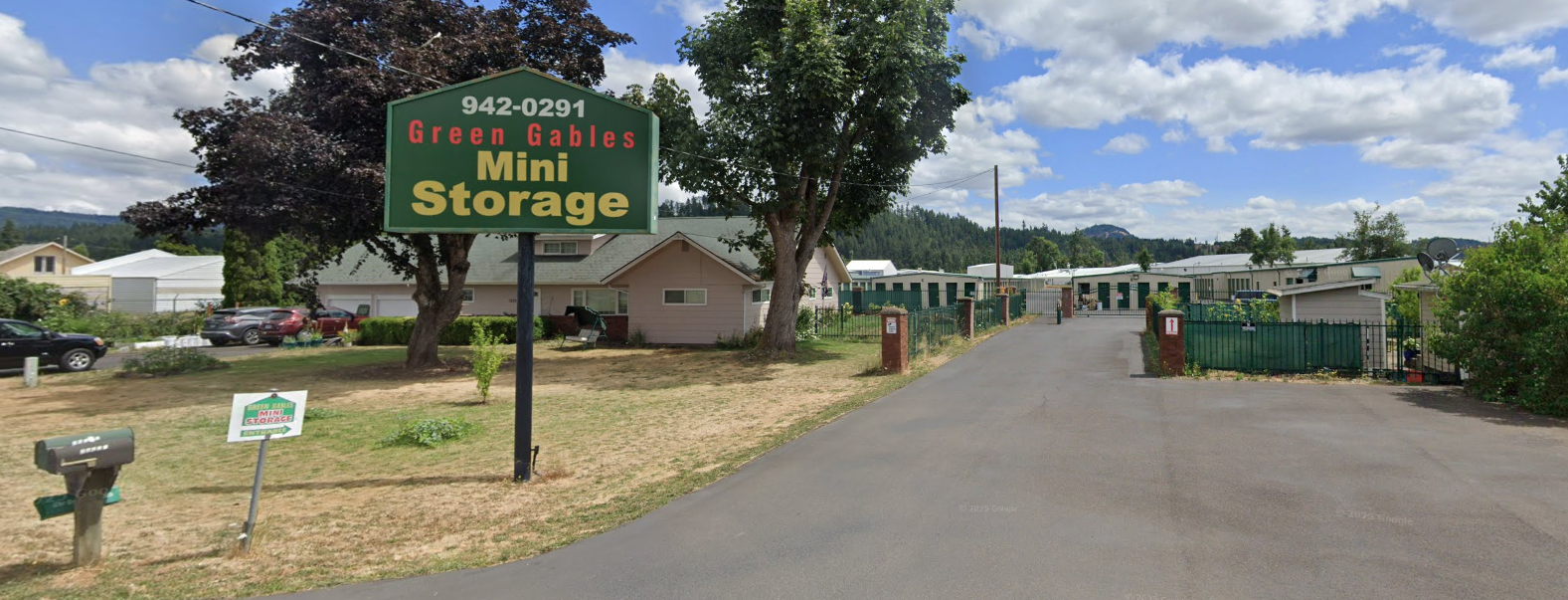 secured units in Cottage Grove, OR